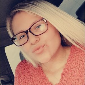 Meet your Posher, Kaitlyn